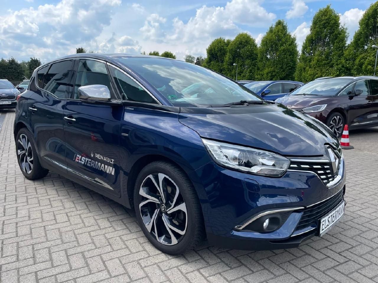 Detailbild 3 Scenic IV dCi 110 BOSE Edition SHZ*Navi*PDC 